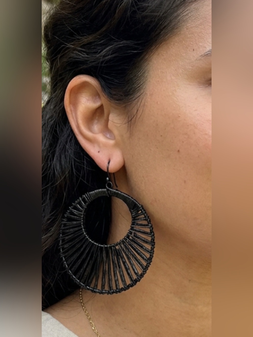 VTG WETSEAL Black Beaded Woven Hoop Earrings | Y2K Boho Indie chunky statement